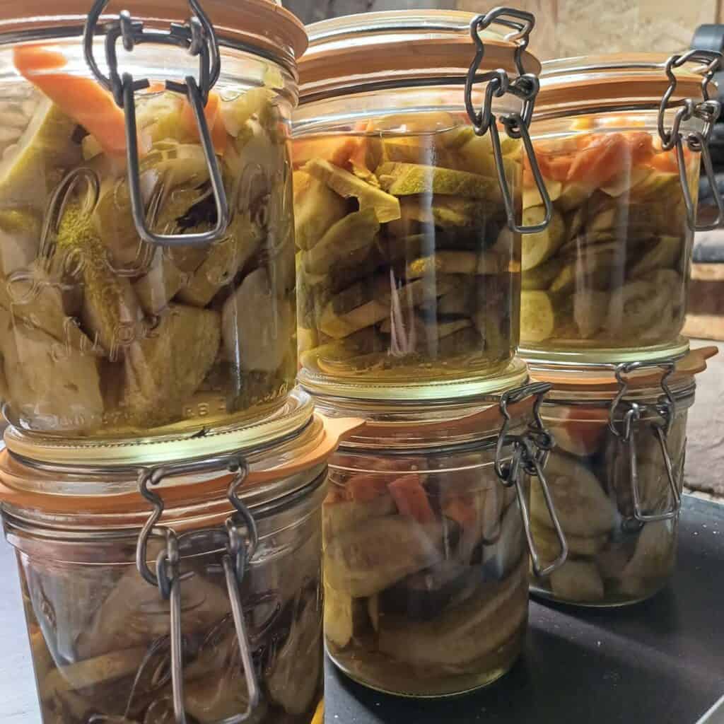 Pickle maison en bocaux leparfait