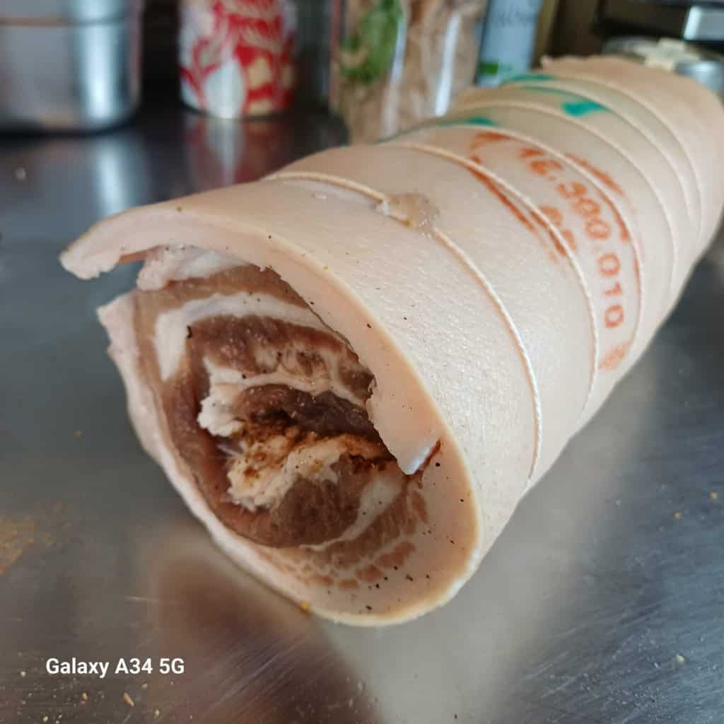 Poitrine roulé avant d'etre séchée